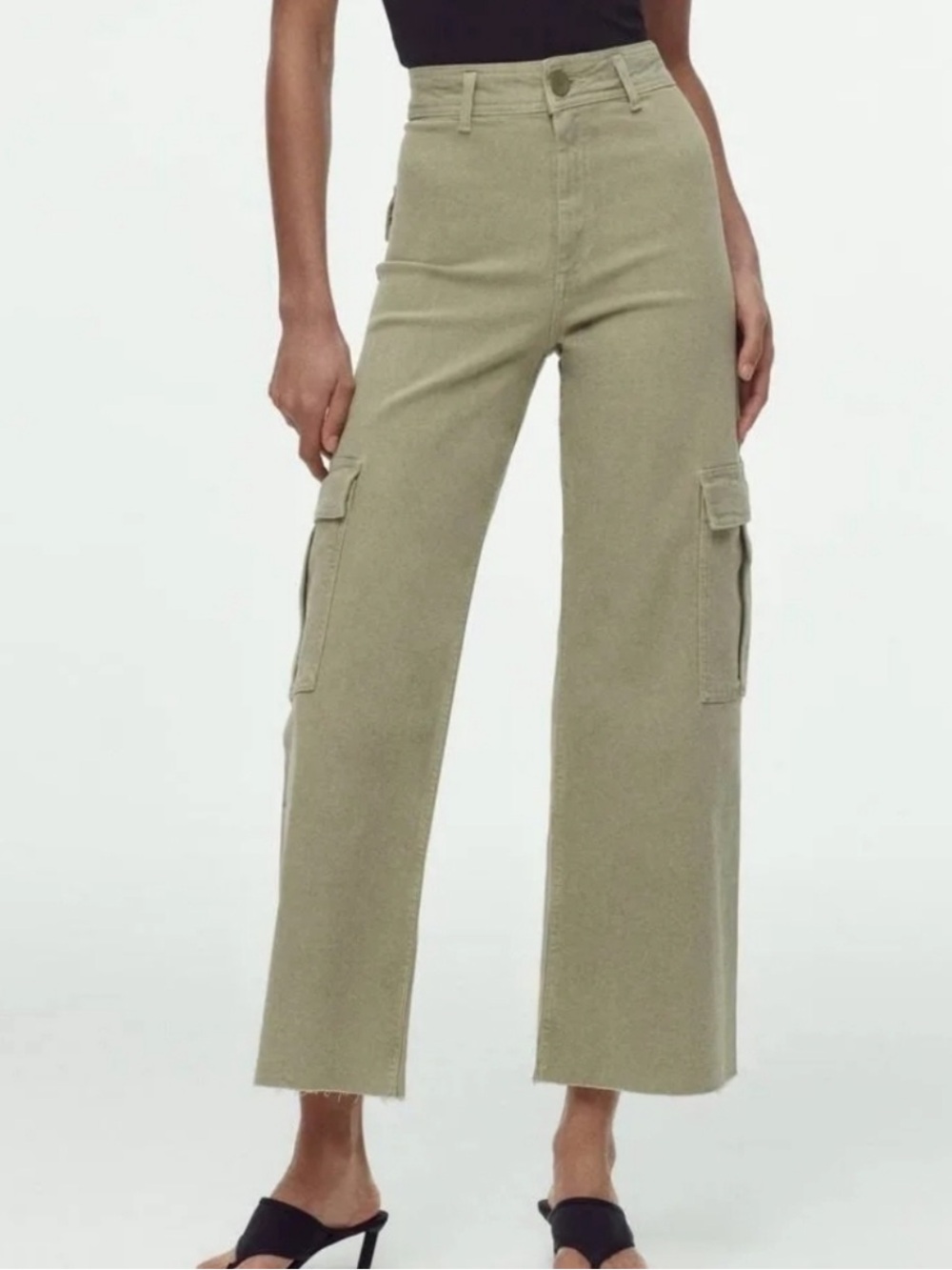 Zara Marine Light Olive Cargo Wide-Leg jeans